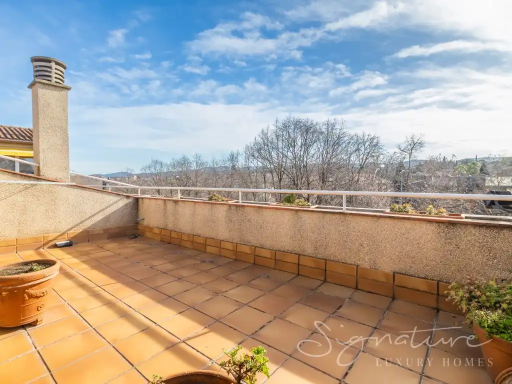 Terrassa de Casa adosada en venda en Sant Cugat del Vallès amb Aire condicionat, Calefacció i Terrassa