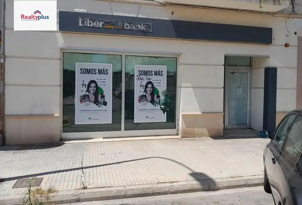 Business premises for sale in Avenida Avenida de las Esclaves 10, imagen 15