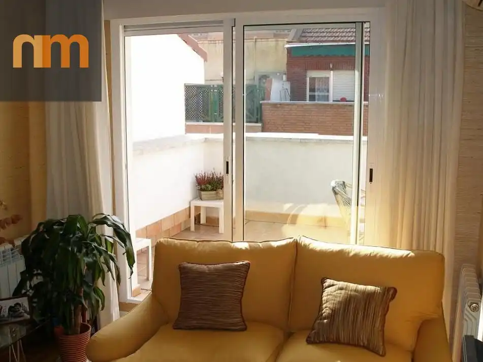 Sala de estar de Ático en venta en Madrid con Aire acondicionado, Calefacción y Terraza
