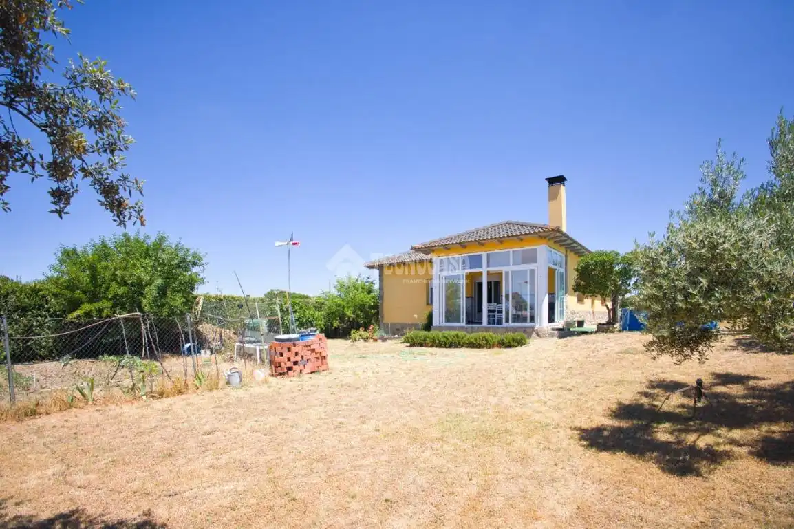 Jardín de Casa o chalet en venta en Calvarrasa de Arriba con Calefacción y Terraza