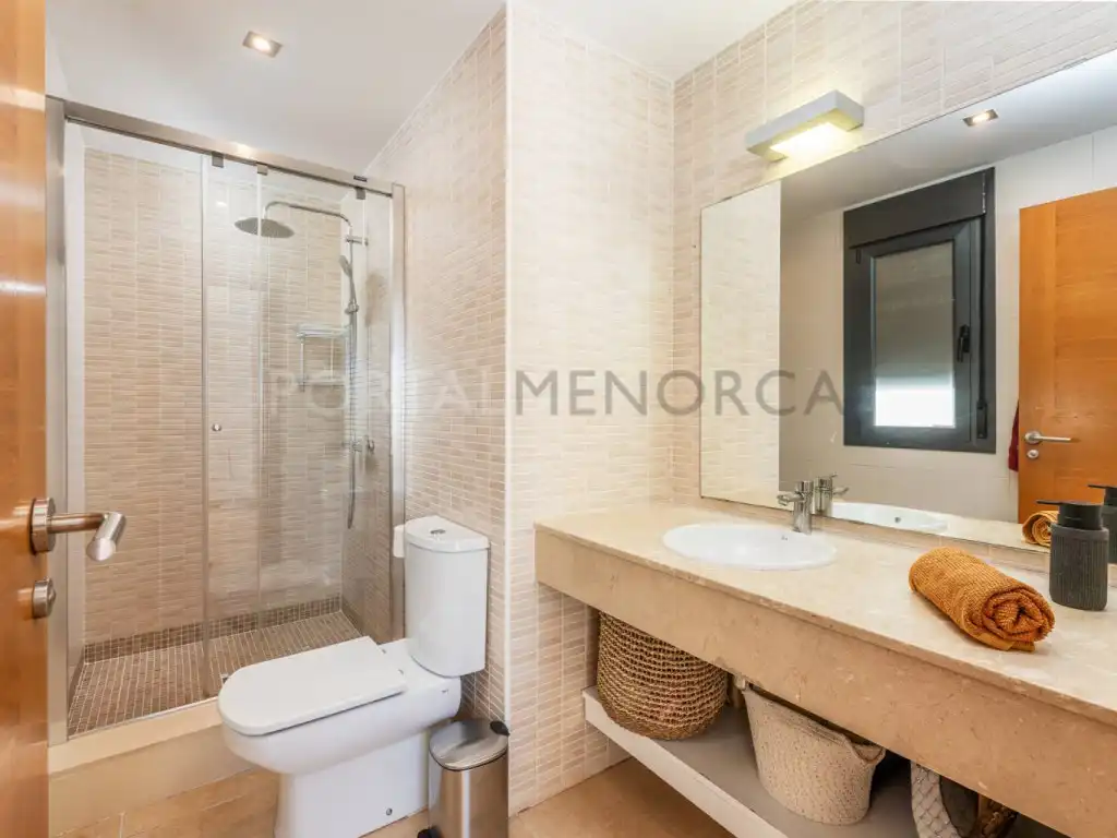 Baño de Piso en venta en Ciutadella de Menorca con Piscina