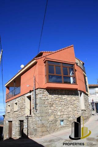 Casa-chalet en Venta en Puerto de Béjar