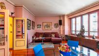 Sala d'estar de Apartament en venda en Bilbao  amb Aire condicionat, Calefacció i Traster