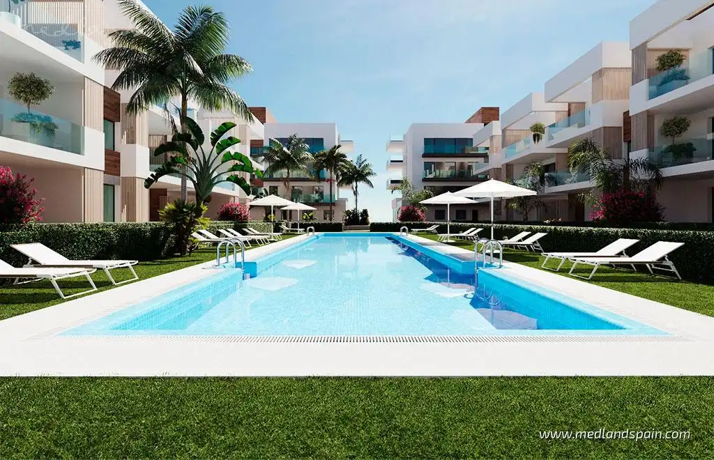 Piscina de Apartament en venda en San Pedro del Pinatar amb Jardí privat, Terrassa i Traster