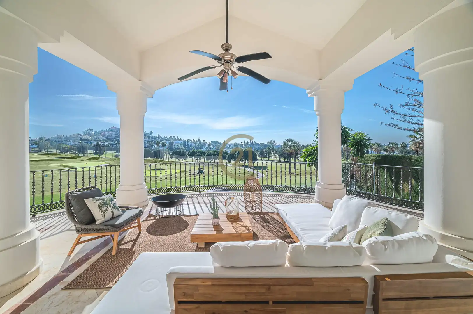 Chalet con terraza en venta en Calle Sirio, imagen 4