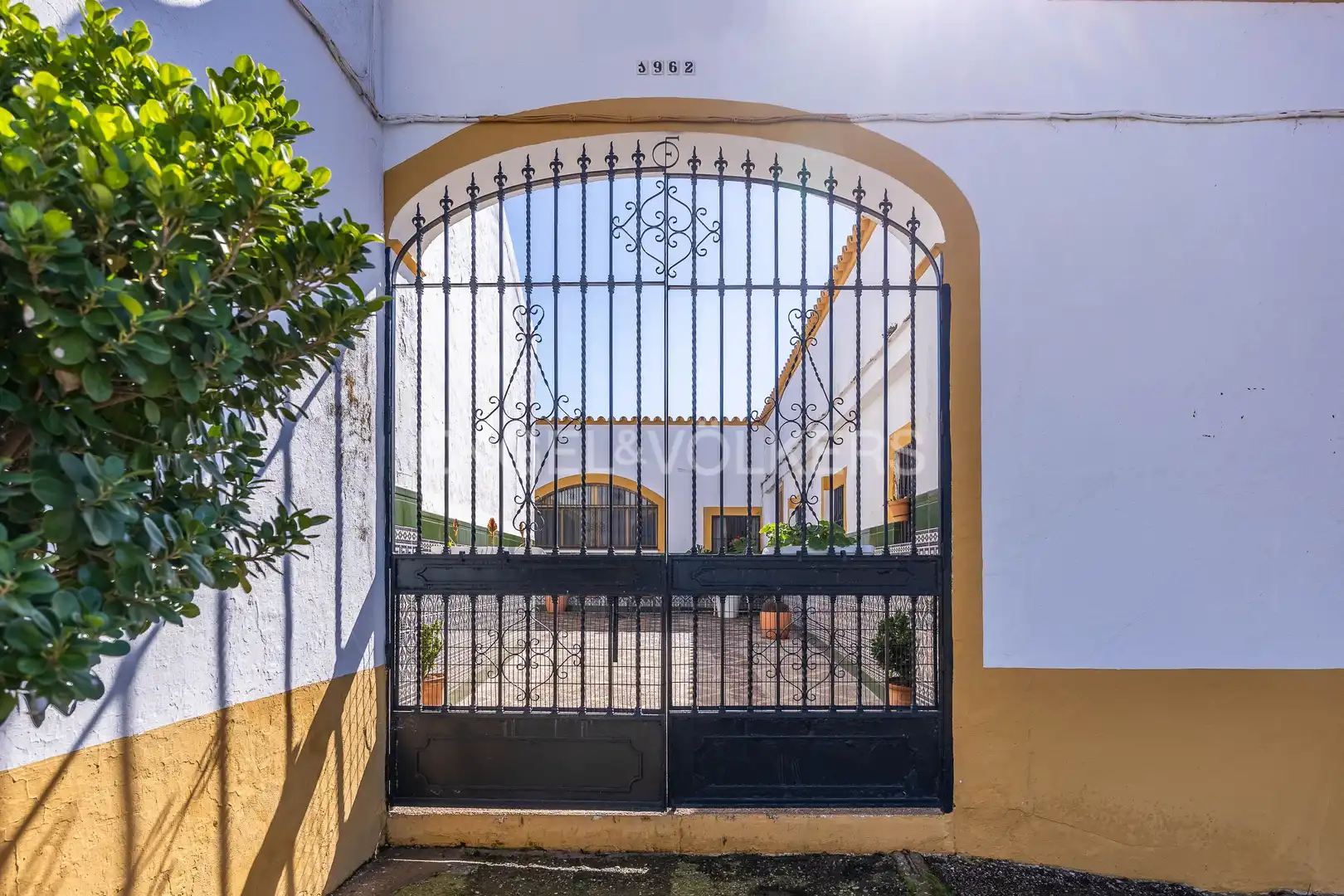Casa o chalet en venta en Alcalá de Guadaira con Calefacción y Jardín privado