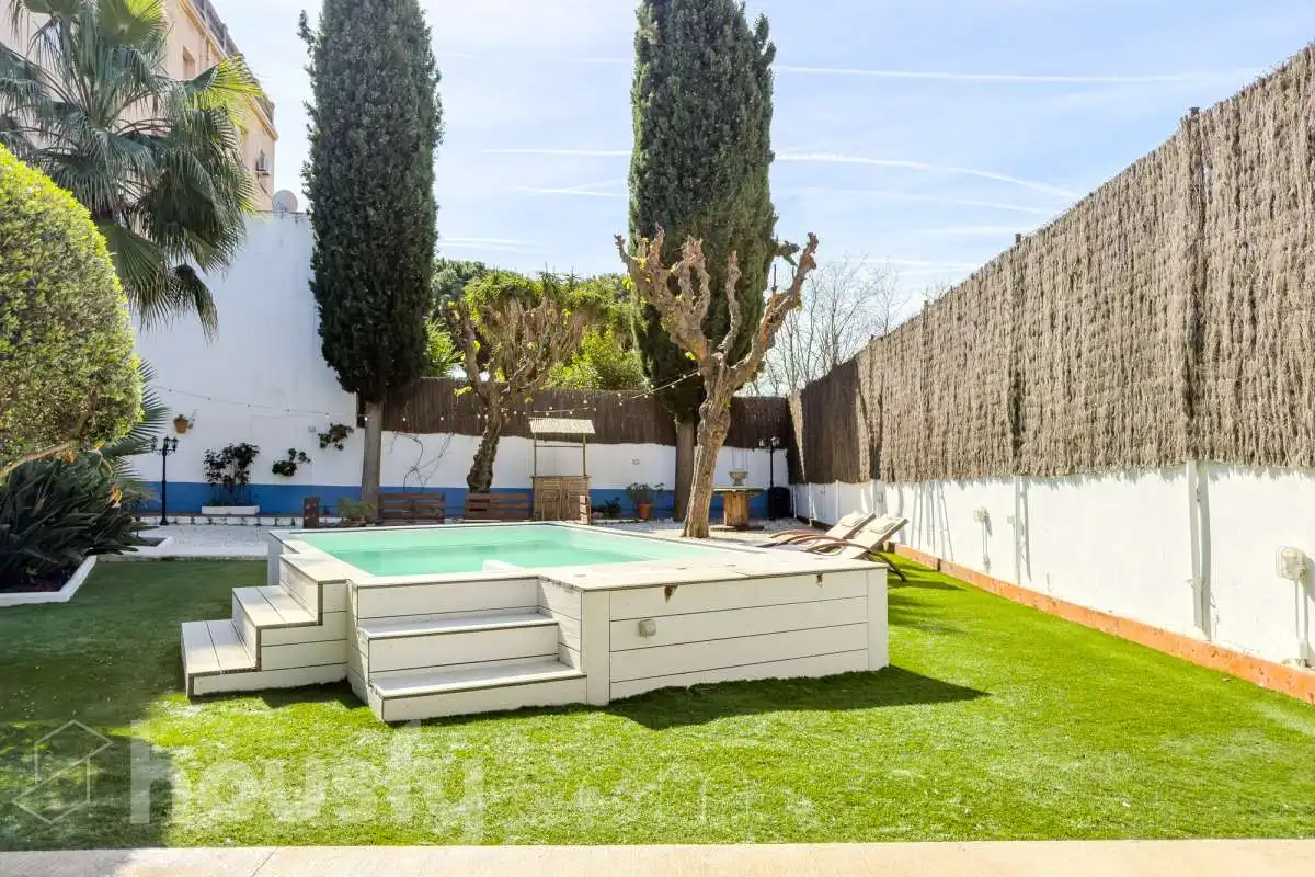 Piscina de Finca rústica en venta en Montgat con Calefacción, Jardín privado y Terraza