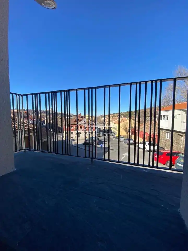 Vista exterior de Casa o xalet de lloguer en Segovia amb Calefacció, Terrassa i Moblat