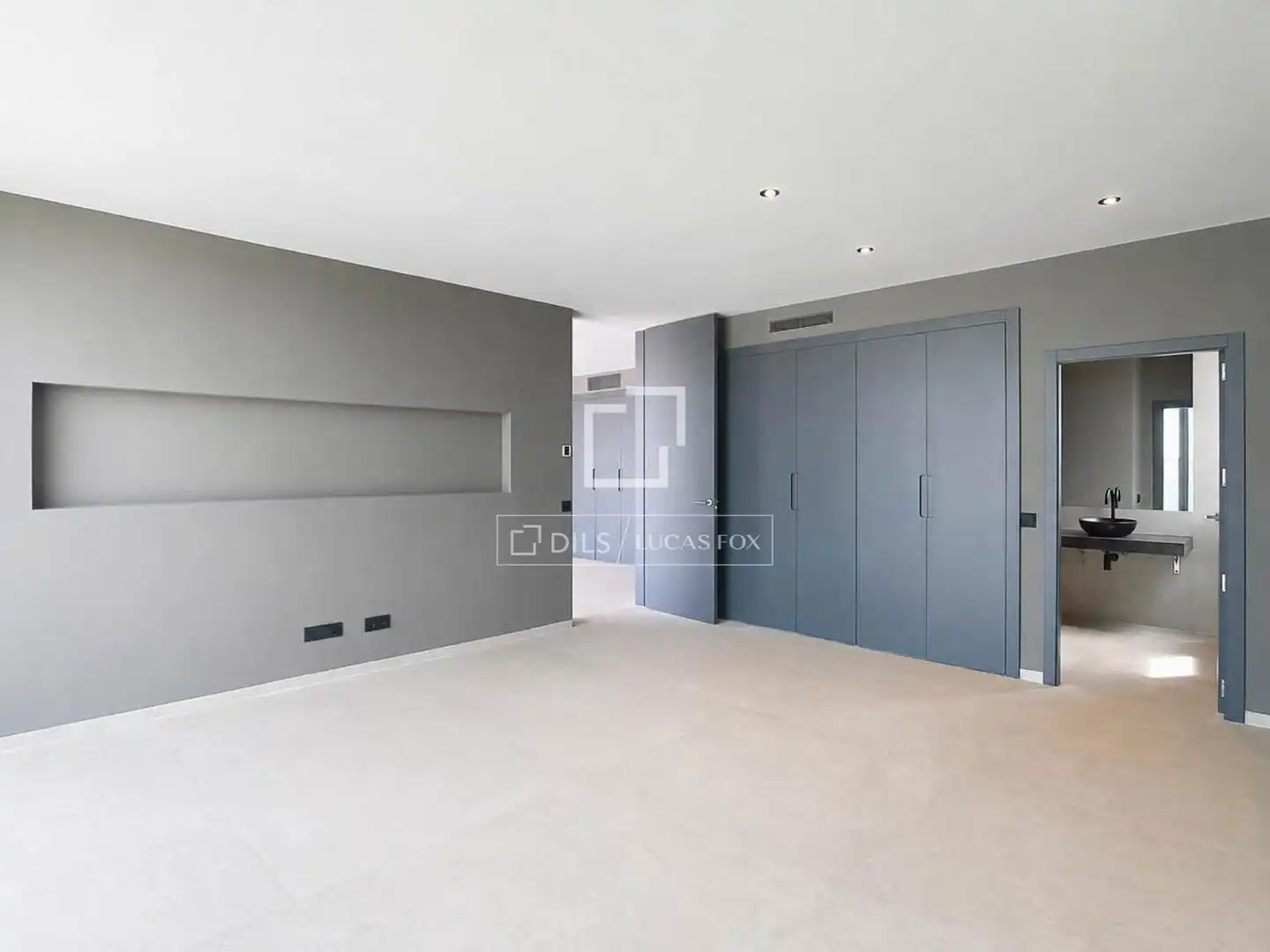 Bedroom of Houses for sale in Es Mercadal  with Air Conditioner, Private garden and Terrace