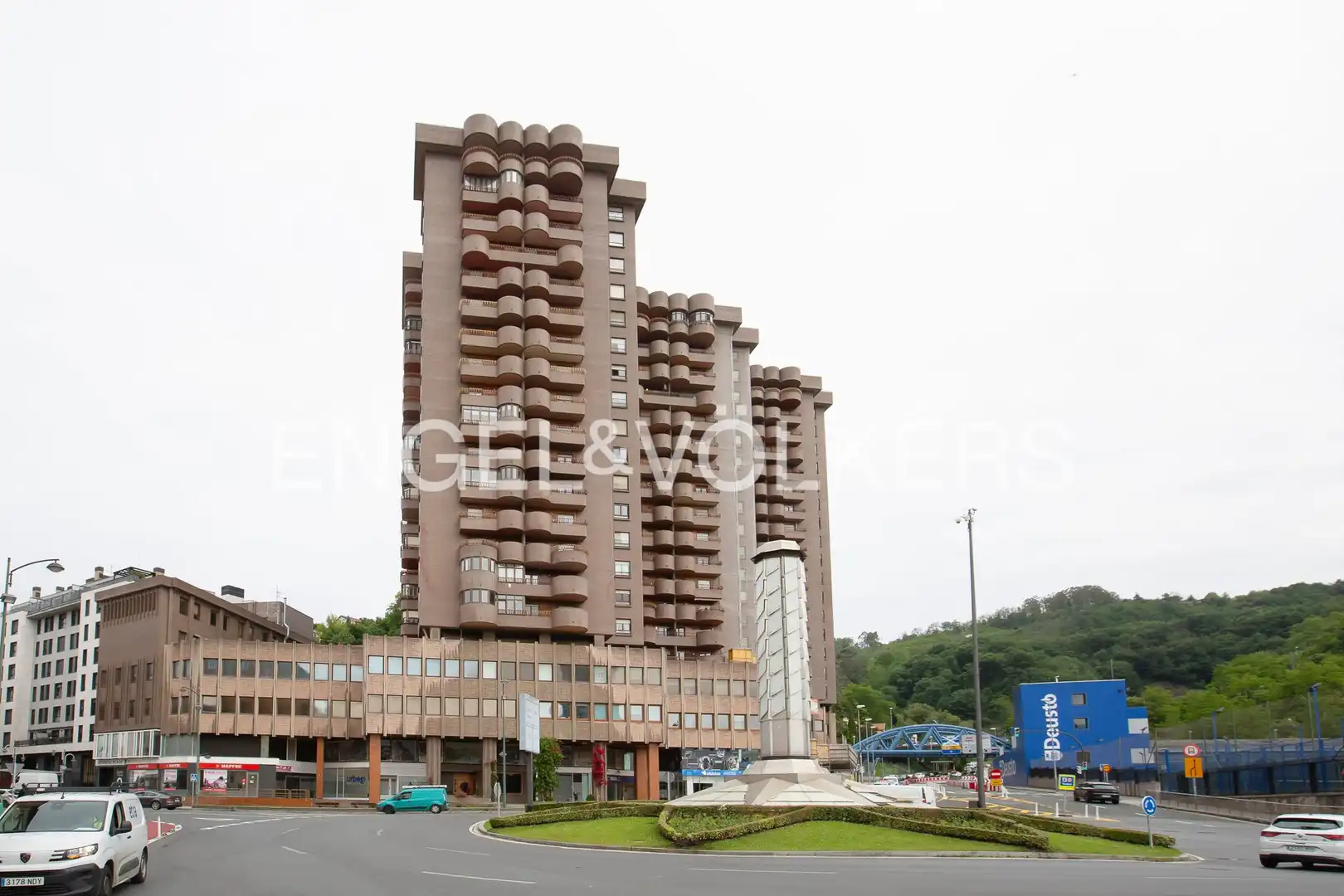 Vista exterior de Piso en venta en Bilbao  con Calefacción, Terraza y Balcón