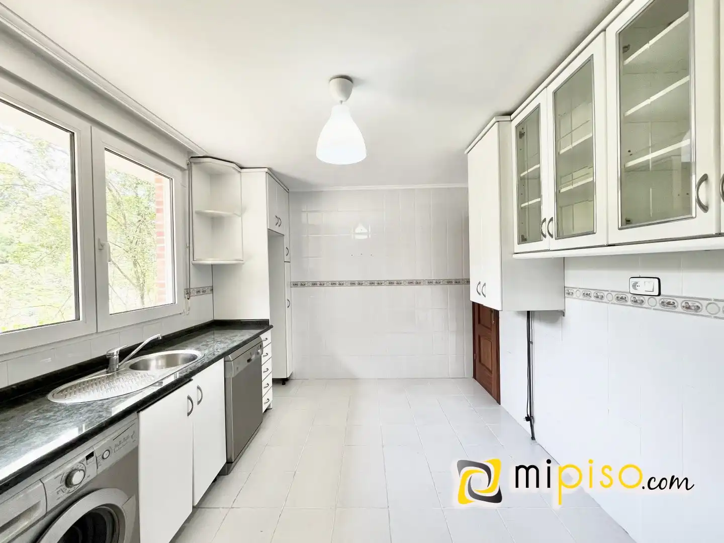 Cocina de Casa o chalet en venta en Limpias con Jardín privado