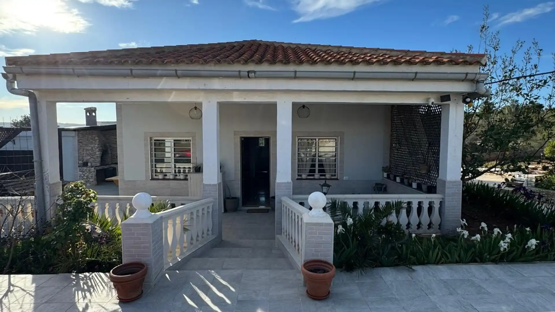 Vista exterior de Casa o chalet en venta en Turís con Aire acondicionado, Jardín privado y Terraza