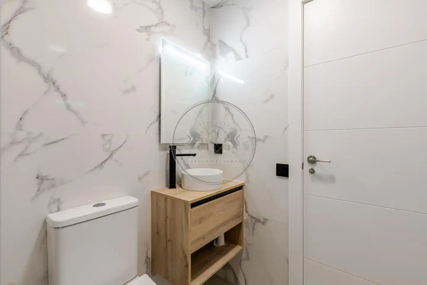 Baño de Piso en venta en Madrid con Aire acondicionado y Alarma
