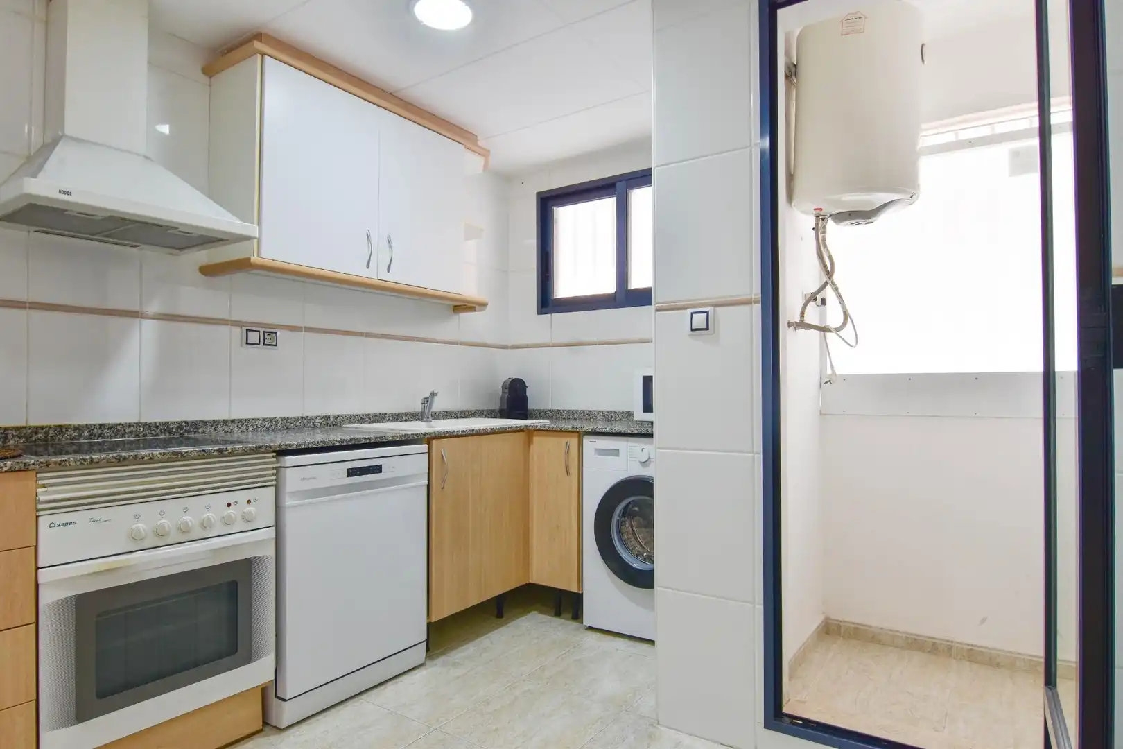 Cocina de Piso de alquiler en Puçol con Aire acondicionado, Jardín privado y Terraza