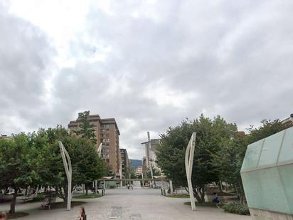 Vista exterior de Local en venda en Bilbao 