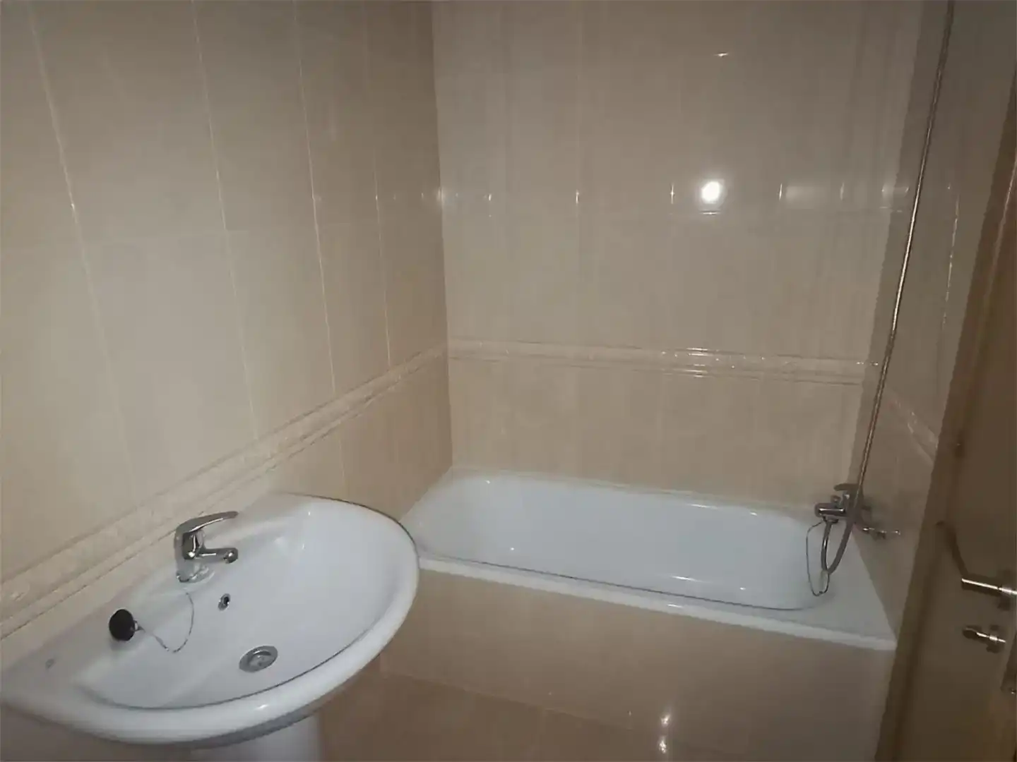 Bany de Pis en venda en Boiro amb Jardí privat, Parquet i Traster
