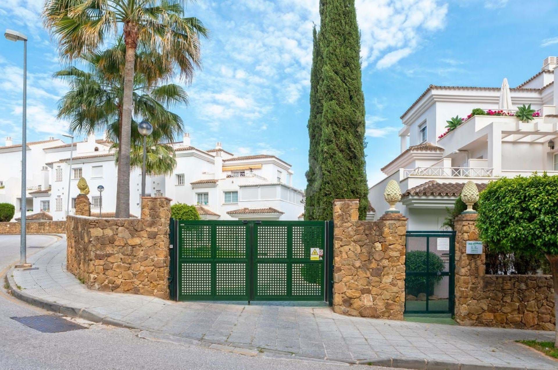Exterior view of Garage for sale in Marbella