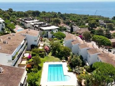 Maison mitoyenne avec balcon à vendre à Platja d'Aro