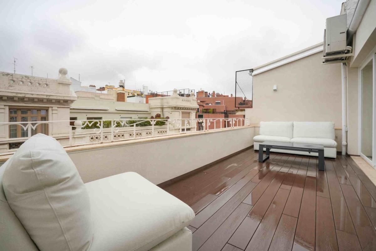 Terrace of Attic for sale in  Madrid Capital  with Air Conditioner, Terrace and Storage room