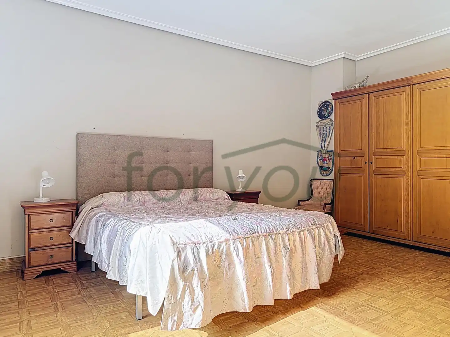 Dormitori de Casa adosada en venda en Donostia - San Sebastián  amb Calefacció, Terrassa i Balcó