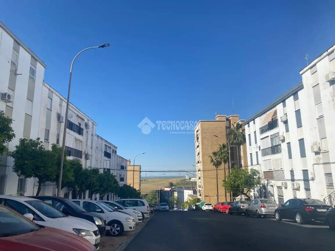 Vista exterior de Pis en venda en La Orden