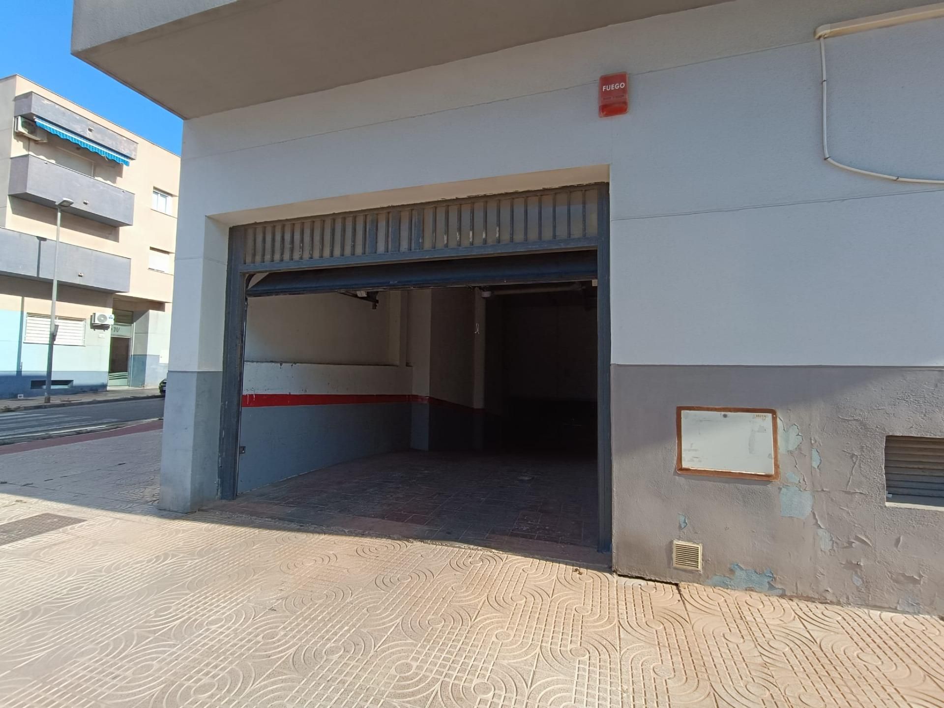 Aparcament de Garatge de lloguer en Vícar