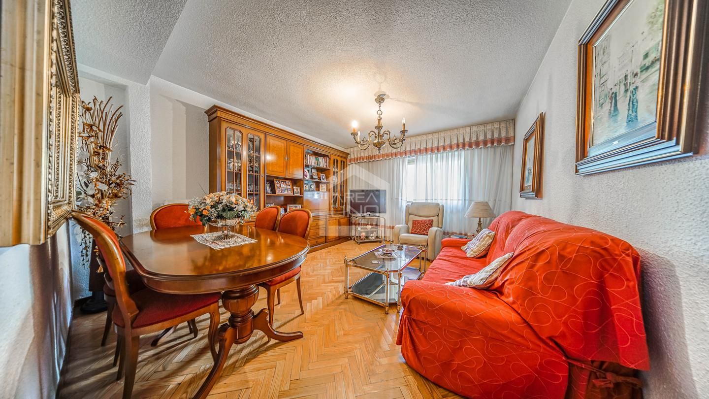 Sala d'estar de Planta baixa en venda en Alcorcón amb Calefacció i Parquet