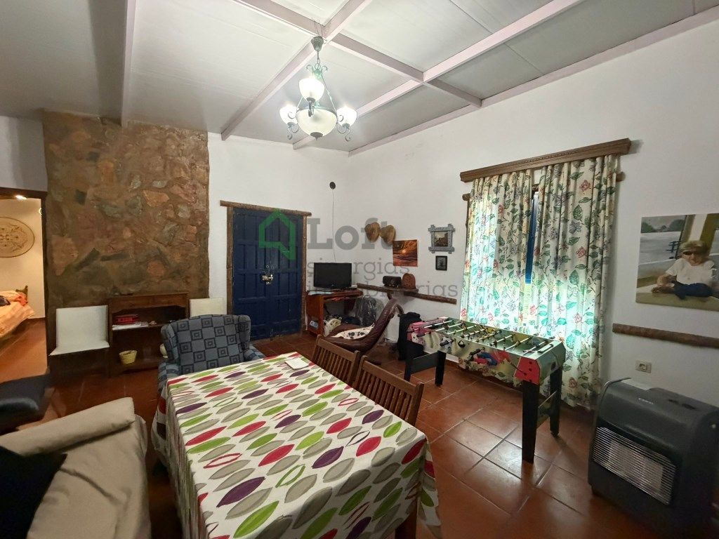Sala de estar de Finca rústica de alquiler en Badajoz Capital con Jardín privado y Piscina