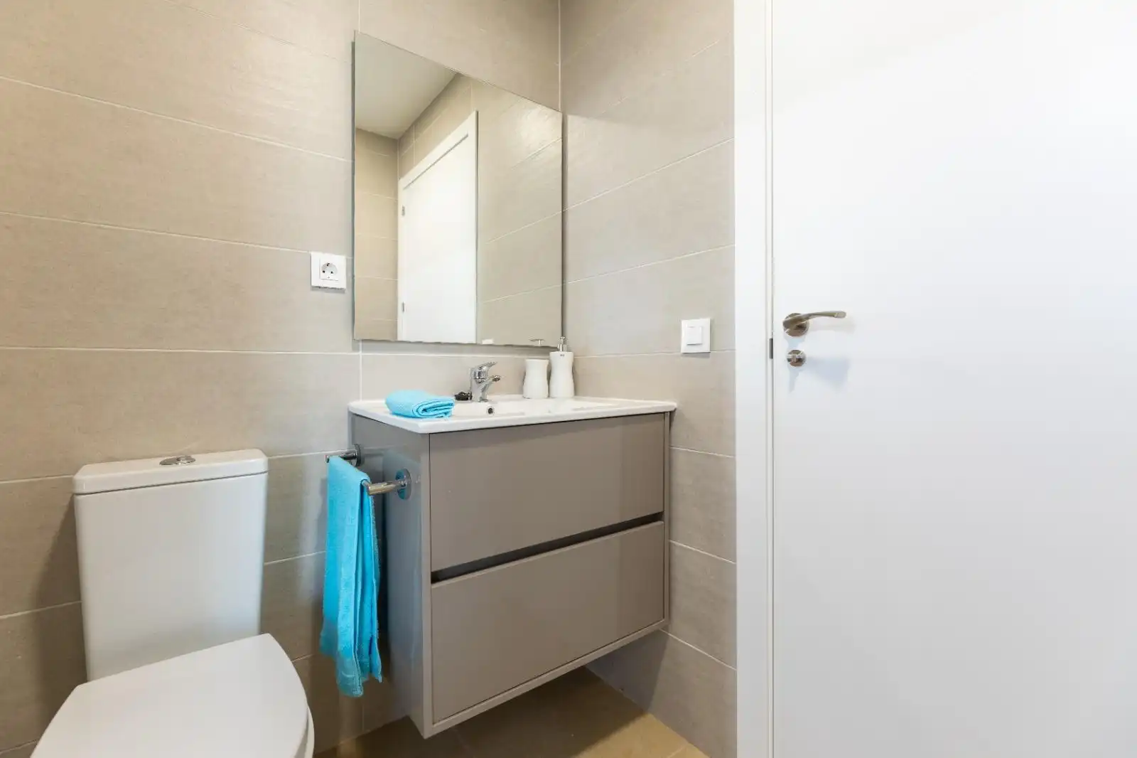 Baño de Apartamento en venta en Oropesa del Mar / Orpesa con Aire acondicionado, Jardín privado y Terraza