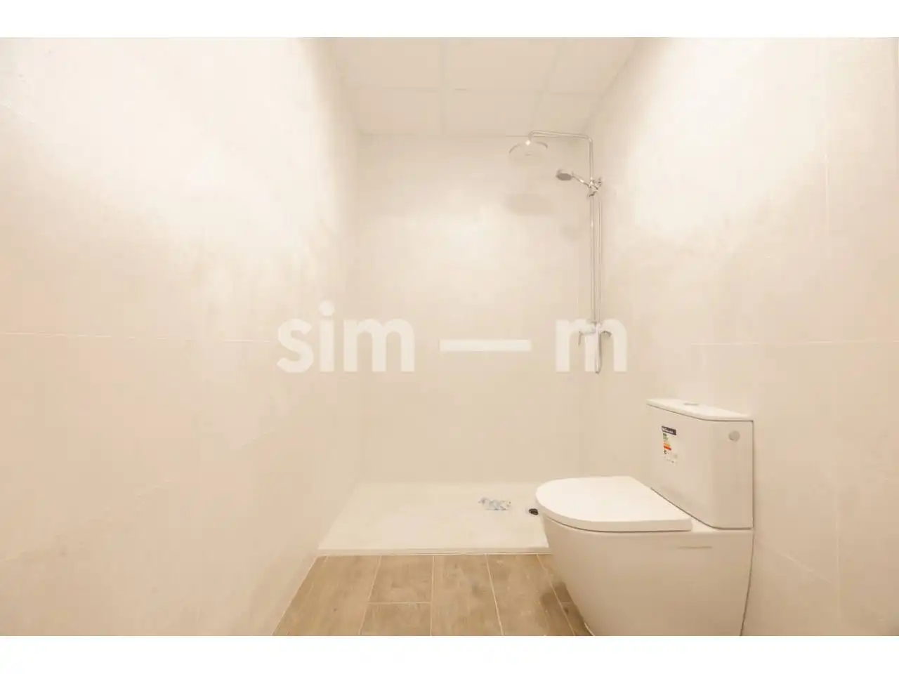 Baño de Casa o chalet en venta en Manlleu con Calefacción, Jardín privado y Terraza