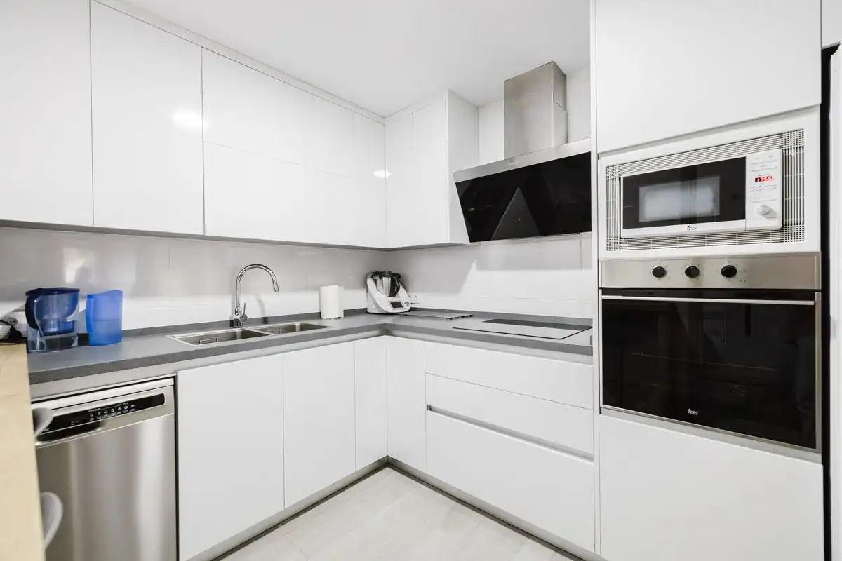 Flat with terrace for sale in C. Escritor Ángel Palomino, imagen 11