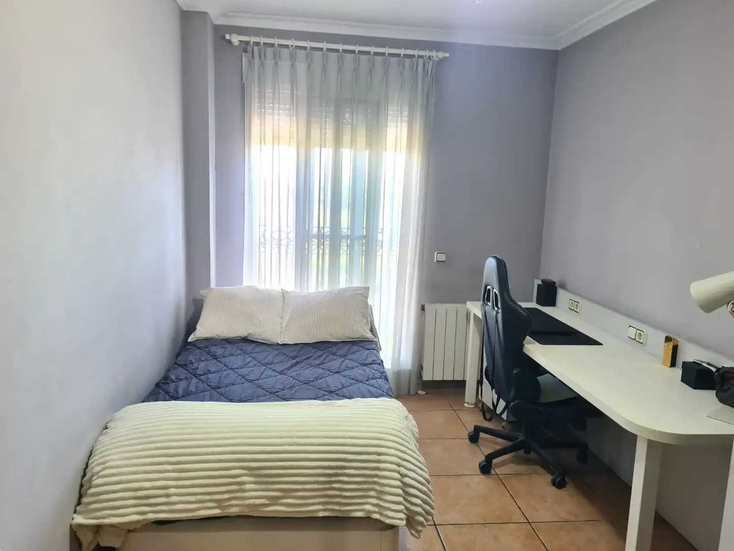 Habitación de Casa adosada en venta en Valencia con Aire acondicionado, Calefacción y Terraza