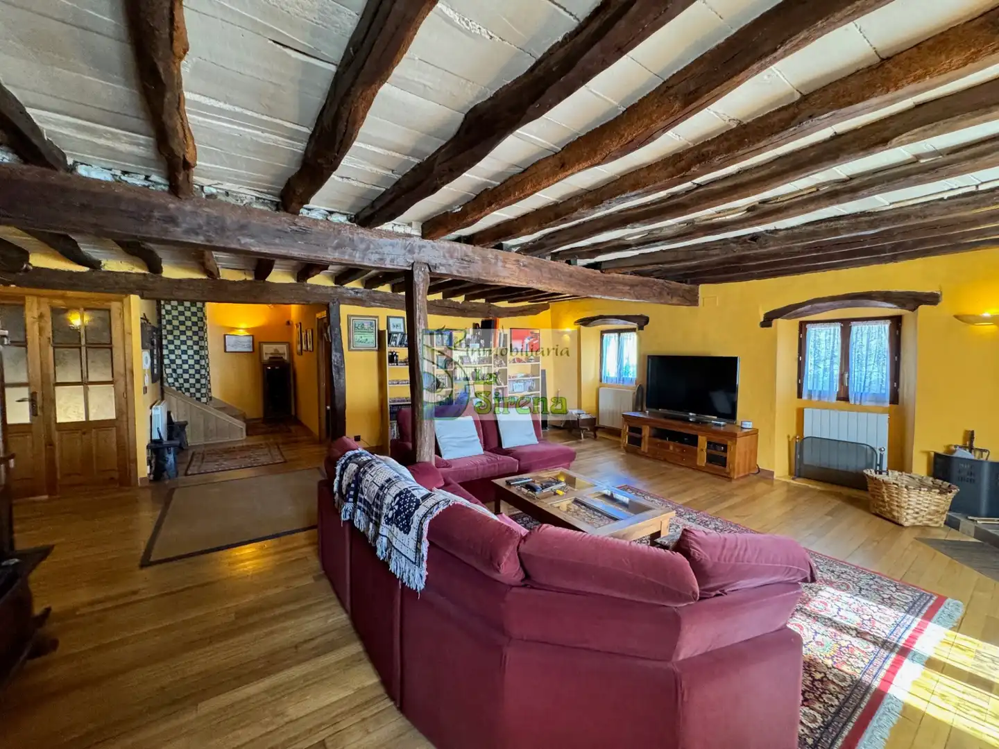 Sala de estar de Casa o chalet en venta en Castro-Urdiales con Calefacción, Jardín privado y Terraza