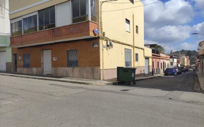 Vista exterior de Casa o xalet en venda en La Vall d'Uixó amb Terrassa