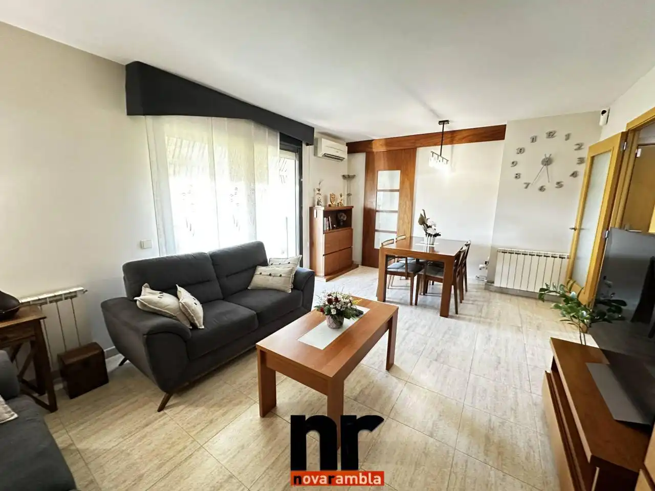 Living room of Flat for sale in Ripollet  with Air Conditioner, Heating and Balcony