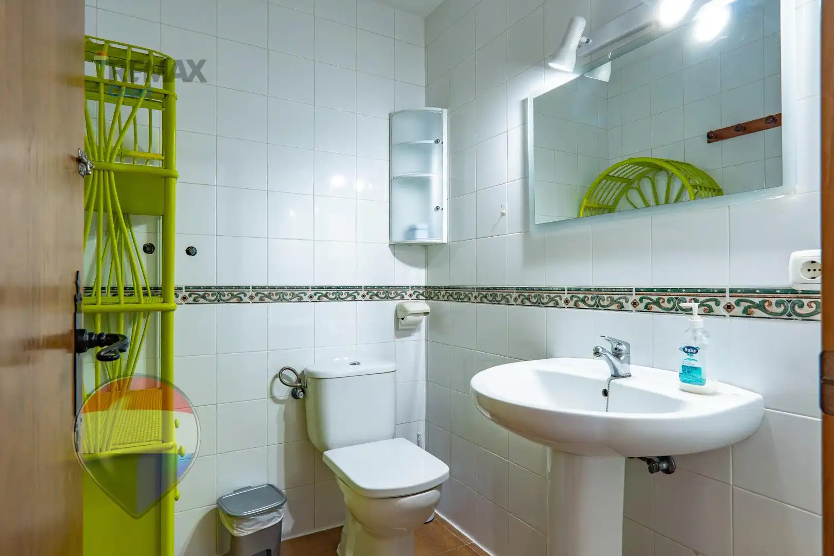 Bathroom of Houses for sale in Cuevas Bajas  with Heating, Private garden and Swimming Pool