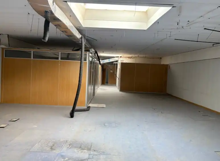 Nave industrial en venta en Pinseque
