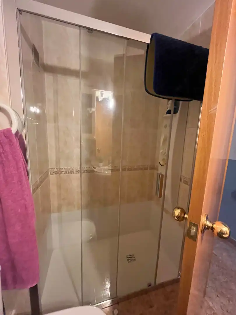 Bany de Casa o xalet en venda en Mollet del Vallès amb Aire condicionat, Calefacció i Moblat