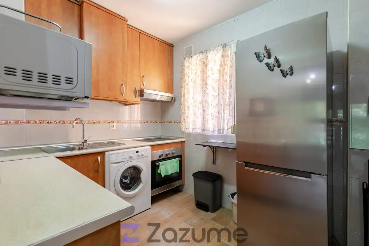 Cocina de Piso de alquiler en Alcalá de Henares con Aire acondicionado, Parquet y Terraza
