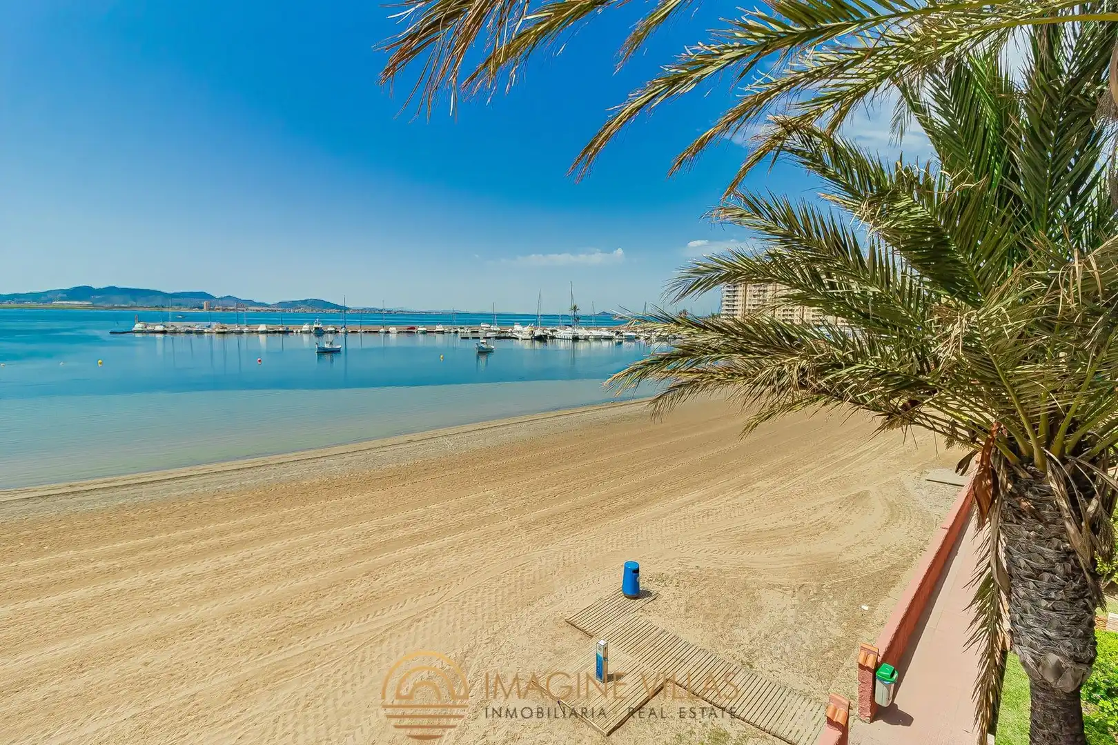 Àtic en venda en La Manga del Mar Menor amb Terrassa, Traster i Piscina comunitària