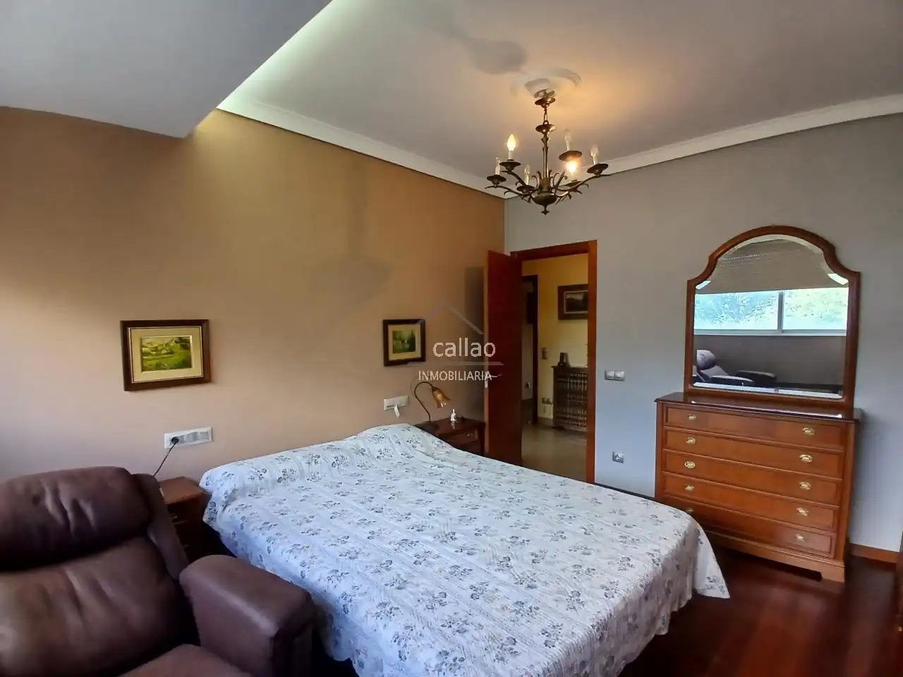 Habitación de Piso de alquiler en Ferrol con Calefacción, Parquet y Trastero