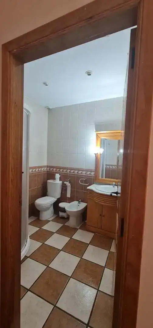 Bany de Casa o xalet en venda en Jaraicejo amb Aire condicionat