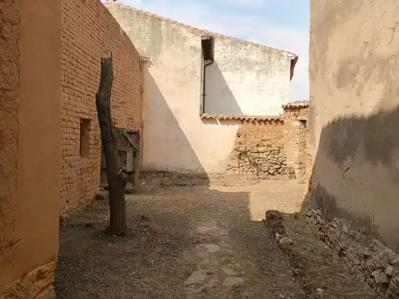 Casa adosada en venda en Villasandino amb Jardí privat, Traster i Moblat