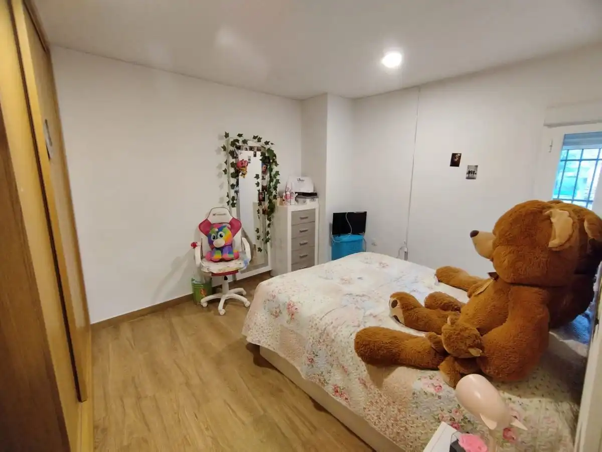 Bedroom of Houses for sale in Plasencia  with Air Conditioner