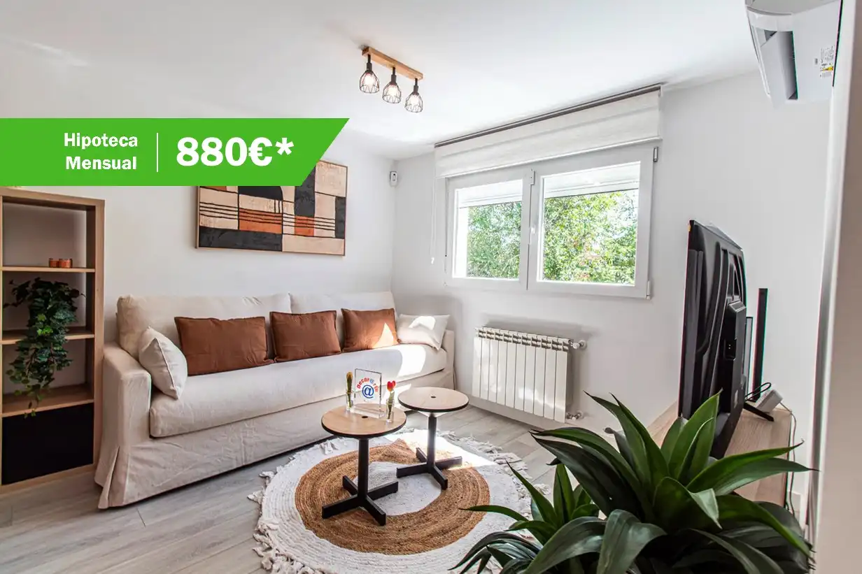 Flat with lift for sale in Calle de Santa Felicidad 28