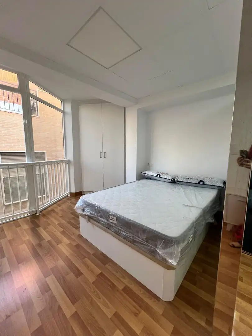Schlafzimmer von Wohnungen zur Miete in Cartagena mit Klimaanlage, Heizung und Möbliert