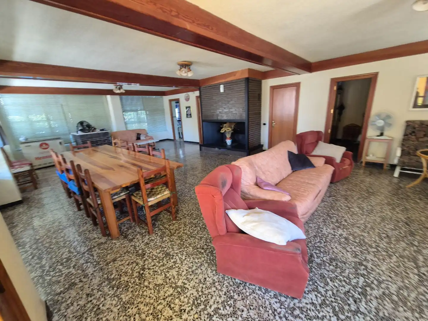 Sala d'estar de Casa o xalet en venda en Elda amb Jardí privat, Terrassa i Traster