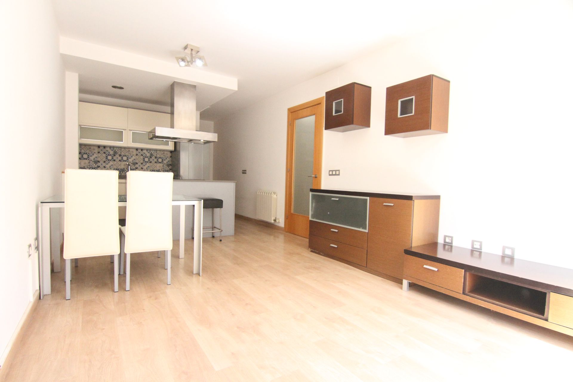 Cuina de Dúplex en venda en Olesa de Montserrat amb Calefacció, Parquet i Terrassa