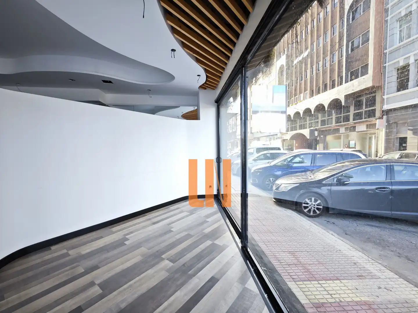 Commercial properties for rent in A Coruña Capital   with Internet