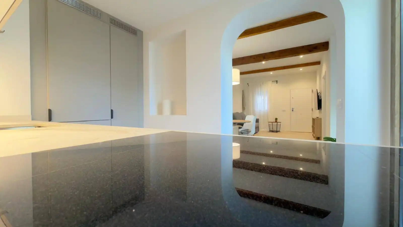 Houses for sale in Alaquàs  with Air Conditioner, Terrace and Furnished